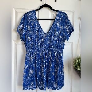 Torrid Blue Floral Sheer Lace Top size 1X